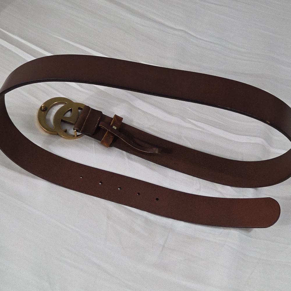 Gucci Brown Leather Belt with Gold Double G Buckle - Picture 11 of 16